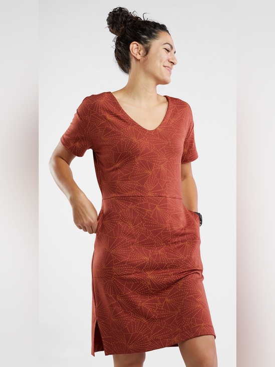 Title nine Dresses & Skirts - Title Nine Rust Orange V-Neck Deep Pockets Dress - Sashiko Red Large